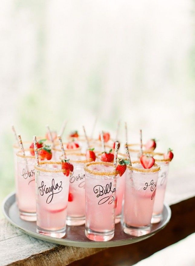 Perfect for a Wedding Party! 7 Stylish and Happy Cocktails ♡にて紹介している画像