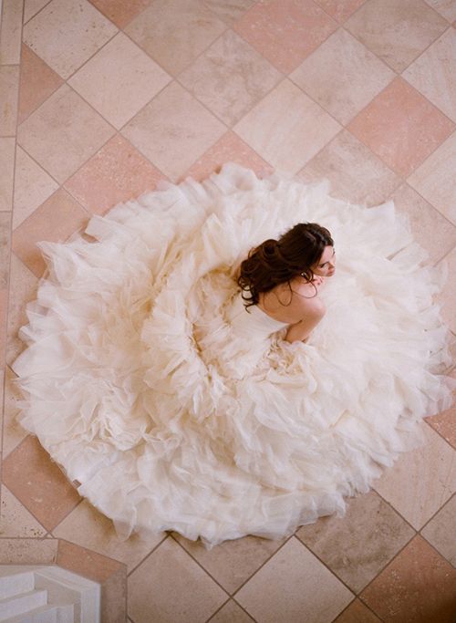 What Color Dress to Choose? A Collection of Pastel Wedding Dresses Loved by Brides ♡にて紹介している画像