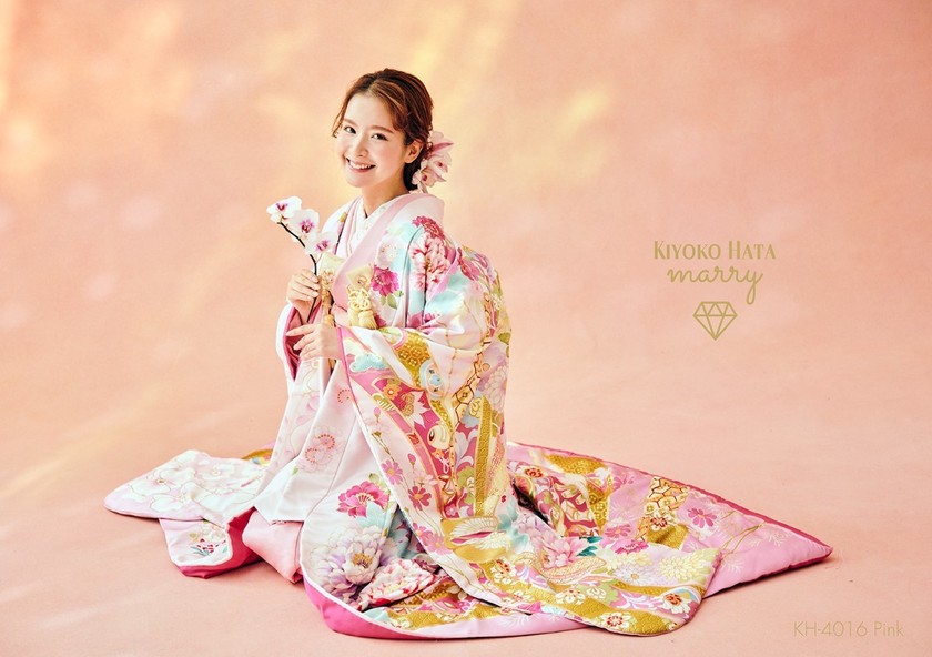 New Arrivals Coming Soon ♡ Check Out All Designs from the KIYOKO HATA × marry New Collection Here!にて紹介している画像