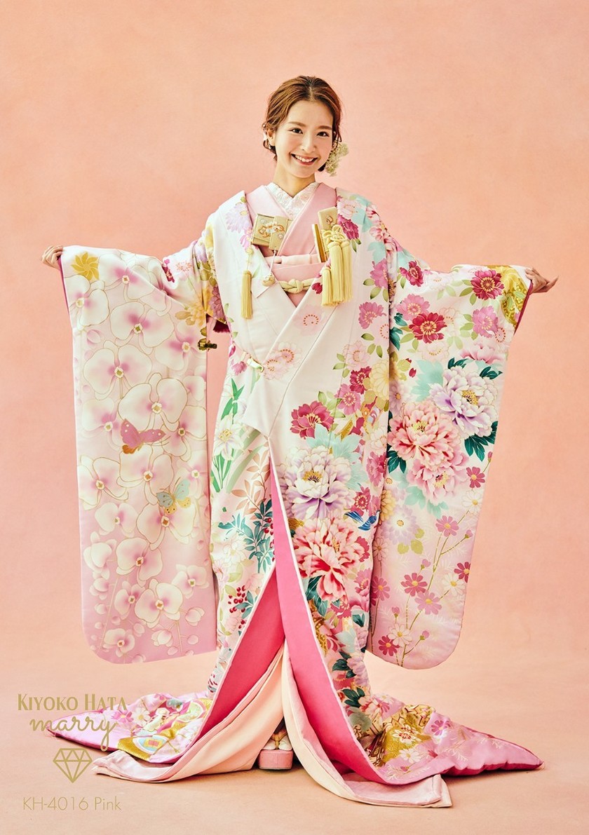 New Arrivals Coming Soon ♡ Check Out All Designs from the KIYOKO HATA × marry New Collection Here!にて紹介している画像