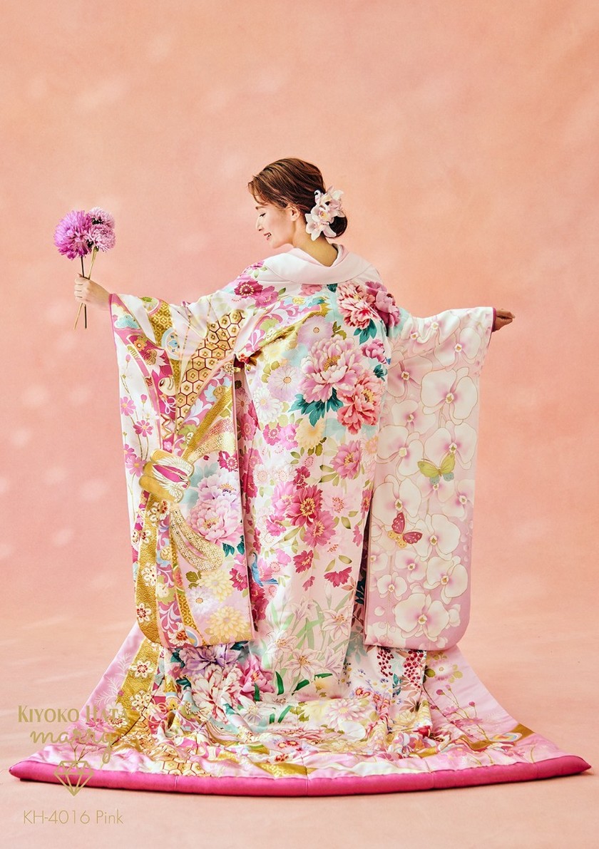 New Arrivals Coming Soon ♡ Check Out All Designs from the KIYOKO HATA × marry New Collection Here!にて紹介している画像