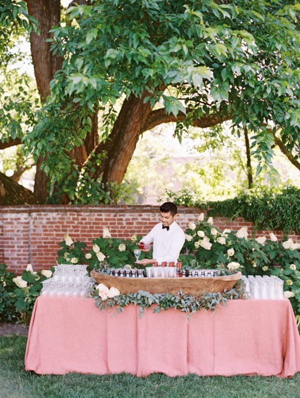 Perfect for a Wedding Party! 7 Stylish and Happy Cocktails ♡にて紹介している画像