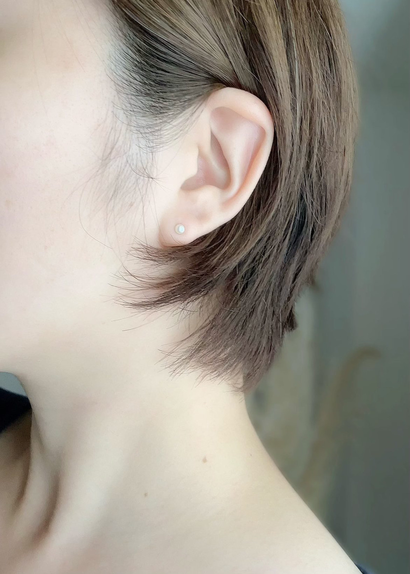 The Impact of Millimeter Differences! Which Size of Pearl Earrings Do You Prefer? A Visual Comparison by Sizeにて紹介している画像