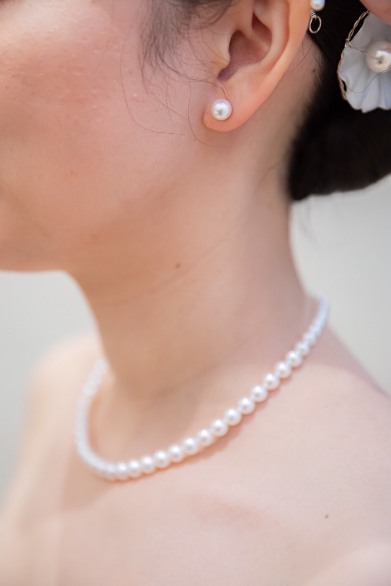 The Impact of Millimeter Differences! Which Size of Pearl Earrings Do You Prefer? A Visual Comparison by Sizeにて紹介している画像