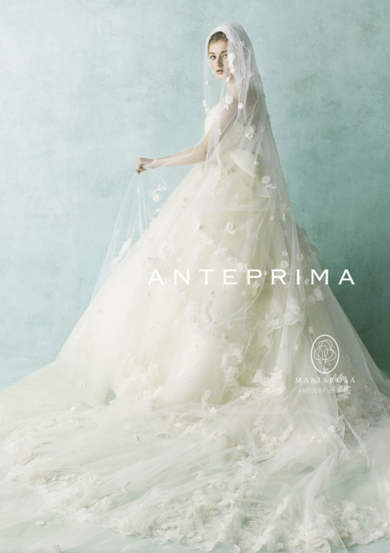 Wedding Dresses That Emphasize the Back: 15 Ultimate "Back-Design Dresses" to Adore♡にて紹介している画像