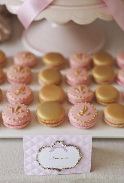 Feminine & Luxurious: A Wedding Theme of Pink and Gold ♡にて紹介している画像