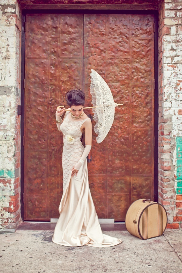 Plus One Fashion Item! Feel Like a Noblewoman with the Perfect Wedding "Parasol" ♡にて紹介している画像