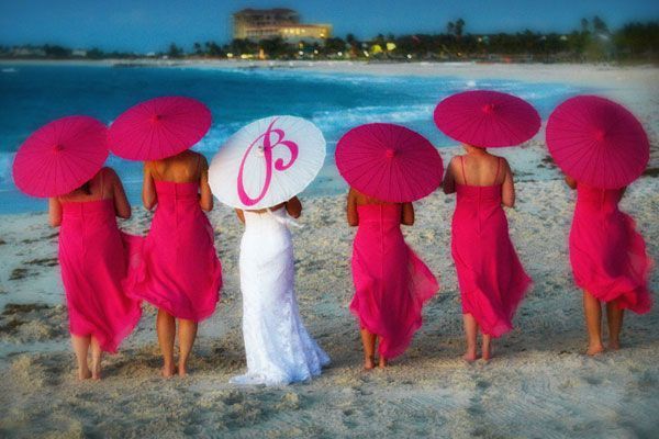 Plus One Fashion Item! Feel Like a Noblewoman with the Perfect Wedding "Parasol" ♡にて紹介している画像