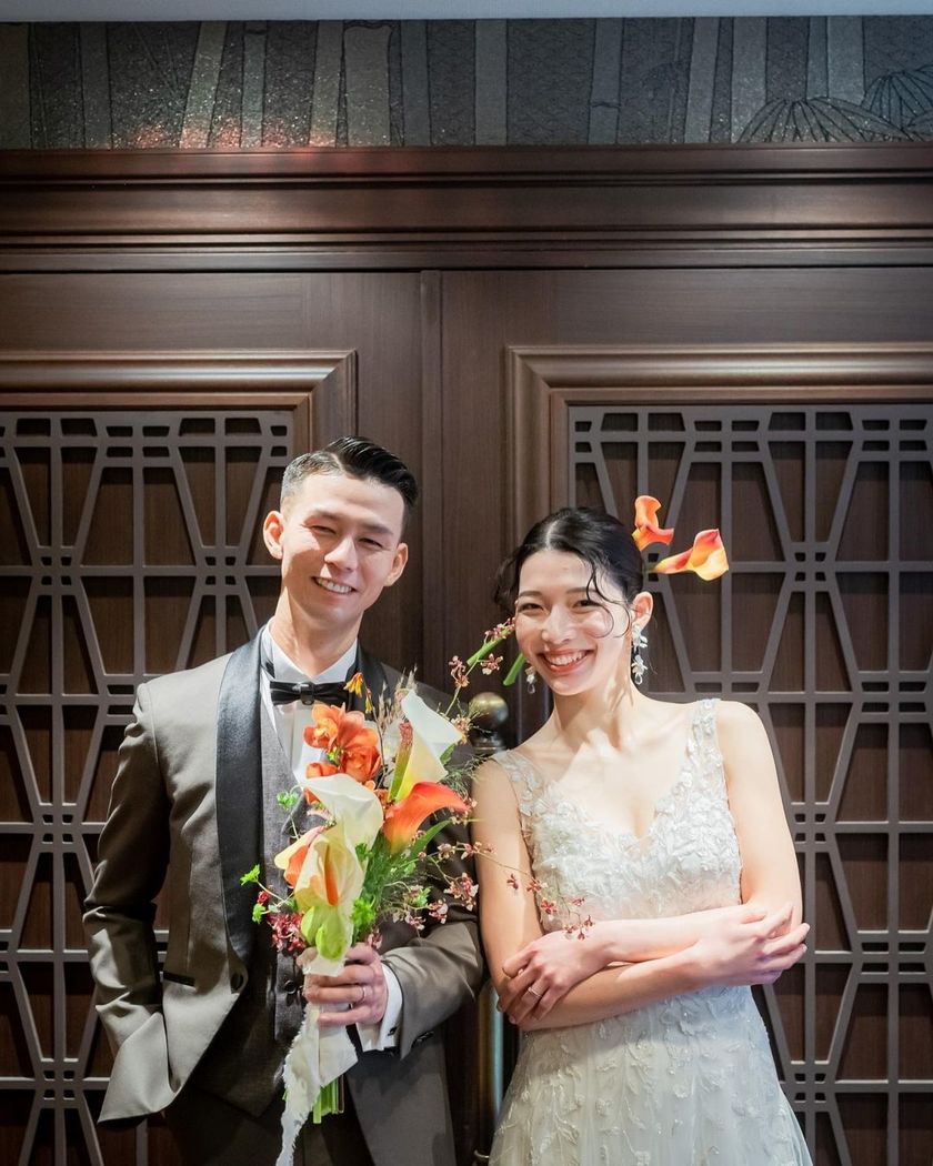 A little makeover with hair arrangements and accessories! A special feature on stylish brides' pre-wedding changes ♡にて紹介している画像