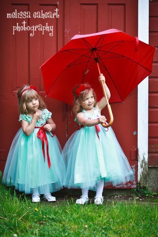 Dressed-Up Little Guests: Adorable Flower Girls!にて紹介している画像