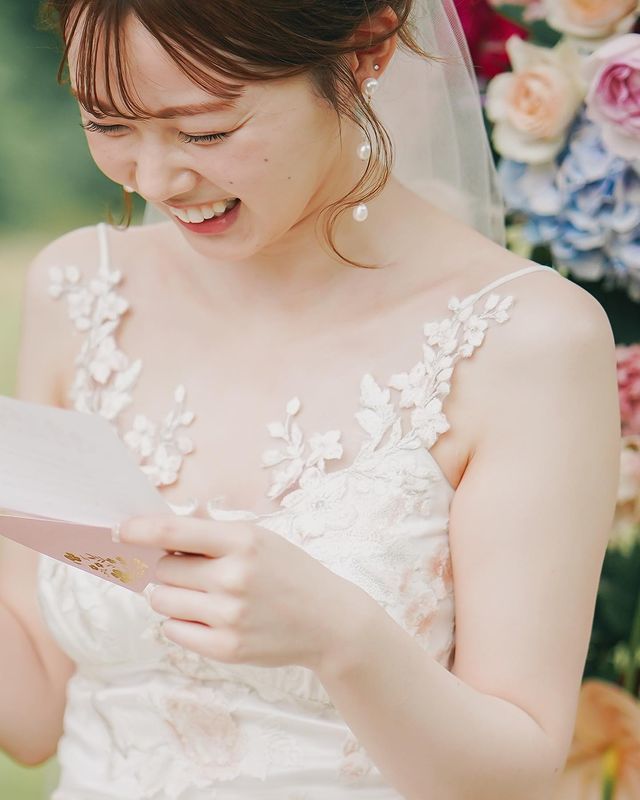 ずっとラブラブでいられそう。昔のお手紙をアルバムにして振り返るアイデアがロマンティック♡にて紹介している画像