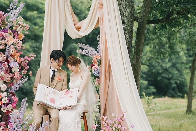 ずっとラブラブでいられそう。昔のお手紙をアルバムにして振り返るアイデアがロマンティック♡にて紹介している画像