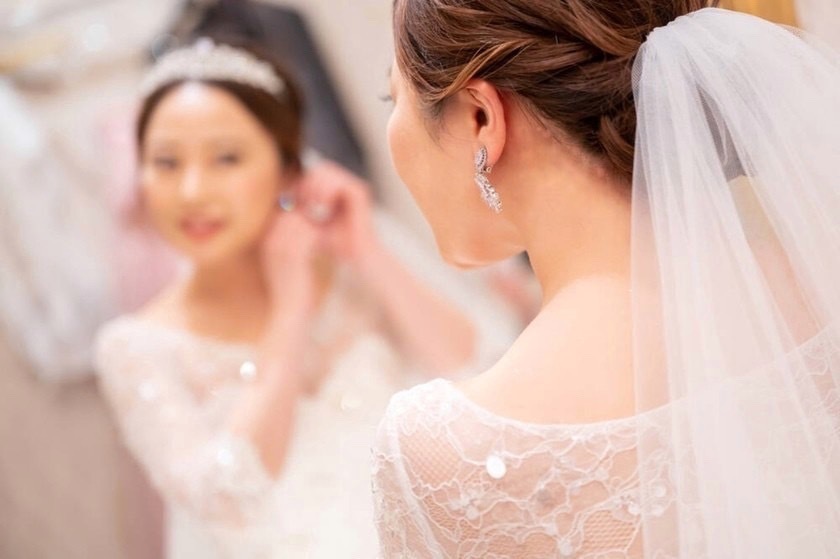 Aim for a beautiful nape♡ A feature on clinics that offer medical hair removal for the nape and neckline, which you want to complete before your wedding.にて紹介している画像