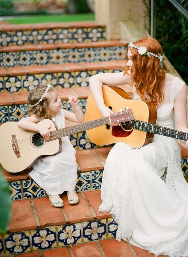Dressed-Up Little Guests: Adorable Flower Girls!にて紹介している画像