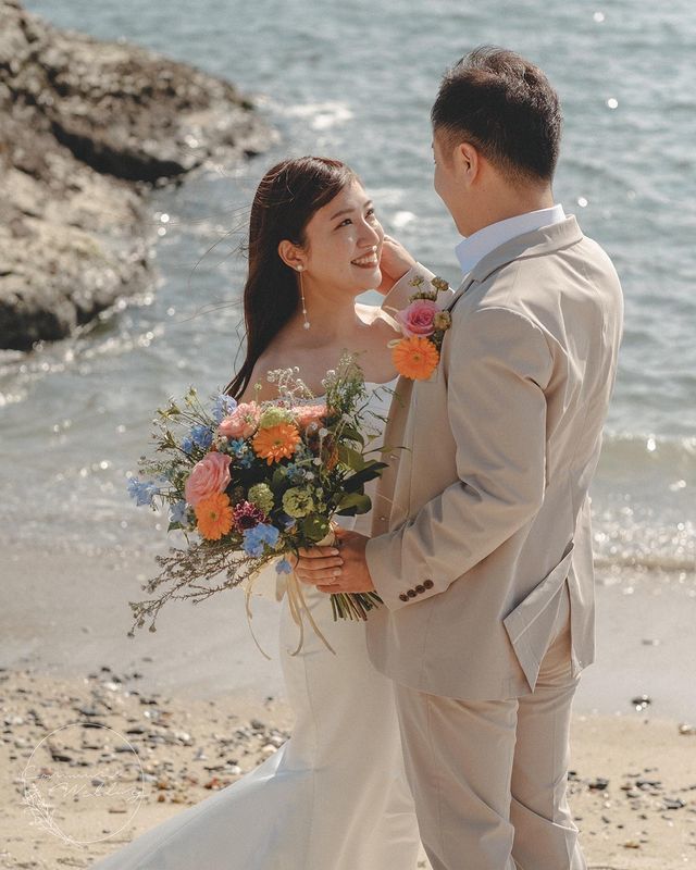 I feel like love and emotions can be captured in photos ♡ "Commune Wedding" allows you to photograph two people in their natural state.にて紹介している画像