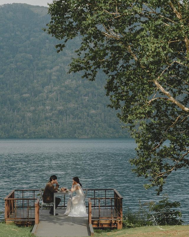 I feel like love and emotions can be captured in photos ♡ "Commune Wedding" allows you to photograph two people in their natural state.にて紹介している画像