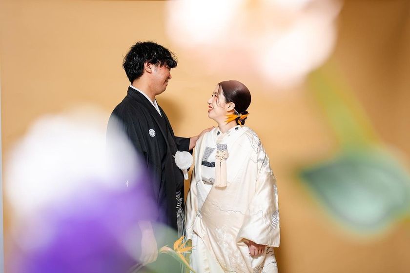 Just like a bird! Do you know the orange, stylish flower known as the [Gokurakuchouka]?にて紹介している画像