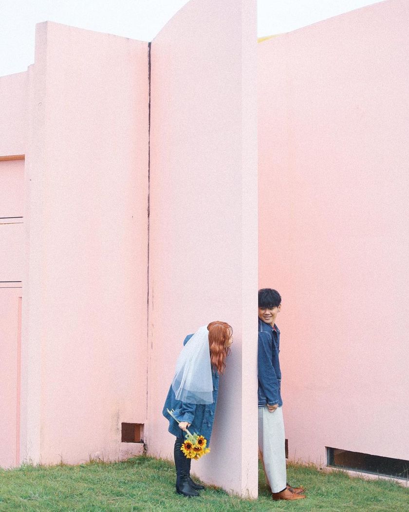 初めて見た！メインテーブルをテーブルでもなく高砂ソファでもなく［ハイチェア］にするアイデア♡にて紹介している画像