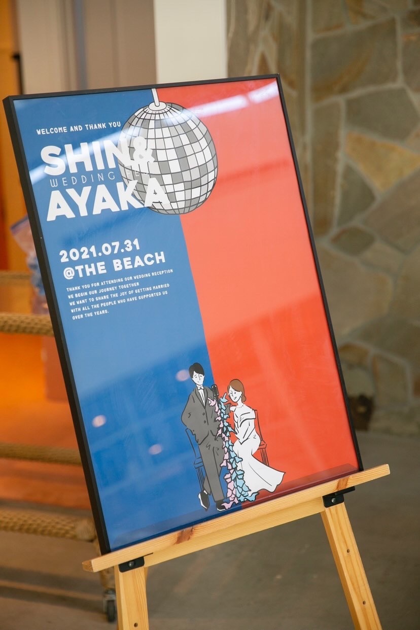 初めて見た！メインテーブルをテーブルでもなく高砂ソファでもなく［ハイチェア］にするアイデア♡にて紹介している画像