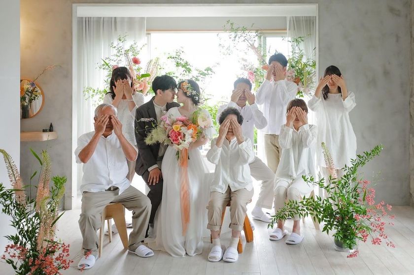 I long for a wedding with the best creators surrounded by flowers at the production team 【Hana no Kekkonshikiya】....にて紹介している画像