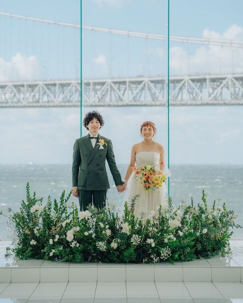 I long for a wedding with the best creators surrounded by flowers at the production team 【Hana no Kekkonshikiya】....にて紹介している画像