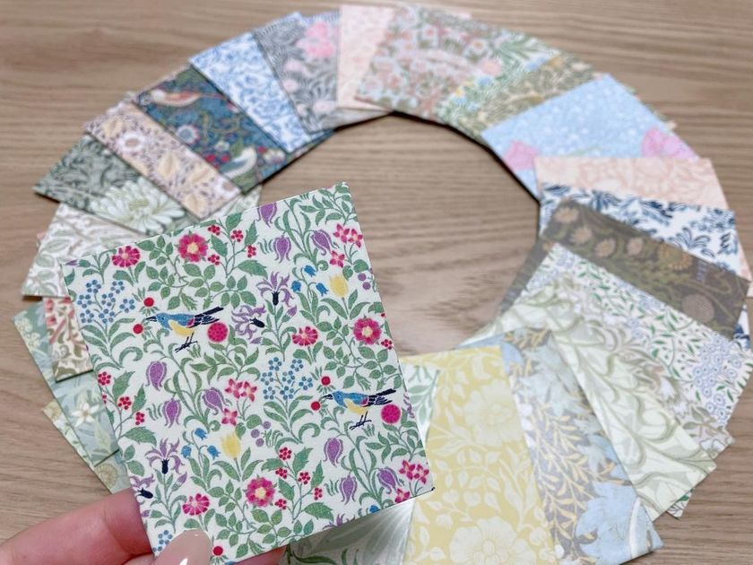 Paper by William Morris Available at Seria: A Variety of Ideas on How to Use It for Weddings＊にて紹介している画像