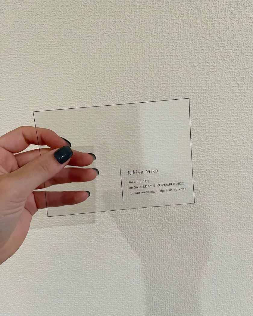 Convenient Materials for DIY Bride 👰🏻‍♀️ Stylish Paper Items Made by Layering Transparent OHP Film ♡にて紹介している画像