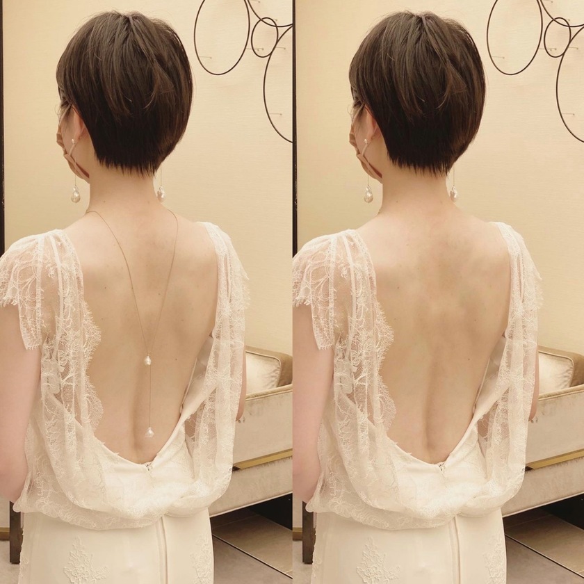 海外新娘热门♡背部大开口礼服搭配［背颈项链］如何？にて紹介している画像