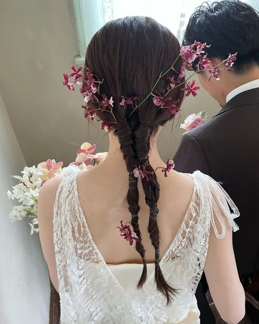 The Use of Flowers That Makes Your Heart Flutter ♡ Introducing a Unique and Cute Hairstylist in Kyotoにて紹介している画像