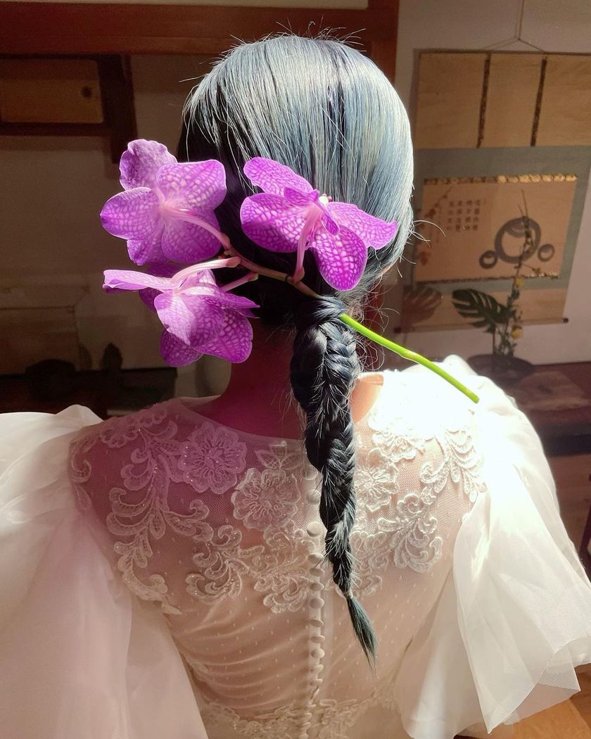 The Use of Flowers That Makes Your Heart Flutter ♡ Introducing a Unique and Cute Hairstylist in Kyotoにて紹介している画像