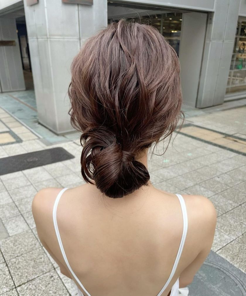 The Use of Flowers That Makes Your Heart Flutter ♡ Introducing a Unique and Cute Hairstylist in Kyotoにて紹介している画像