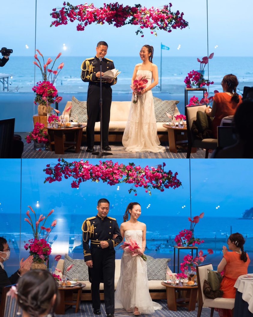 テーブルの横だけじゃなくて、上にも♡高砂にはハンギングタイプの【天井装花】を追加すると可愛さアップ！にて紹介している画像