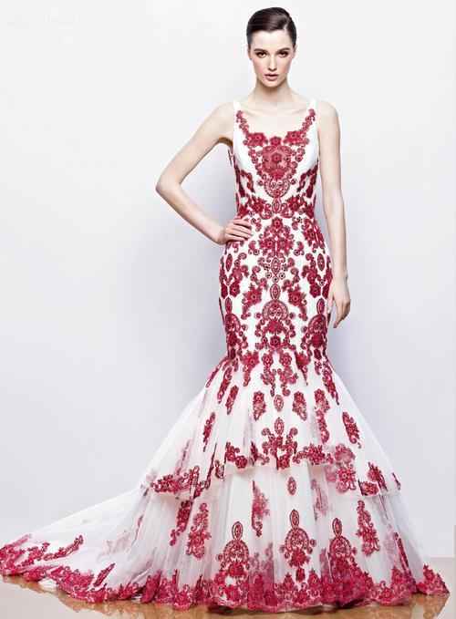 The Dress that Perfectly Accentuates Your Sculpted Figure! Exquisitely Beautiful in a Mermaid Line♡にて紹介している画像