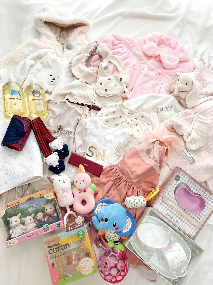 Recommended for babies born in autumn and winter! A heartwarming experience of receiving a [poncho/cape] as a childbirth celebration gift ♡にて紹介している画像