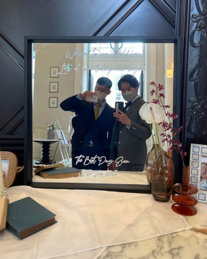 Since it's easy for guests to take photos, it seems best to leave the center clear for the welcome mirror.♩にて紹介している画像
