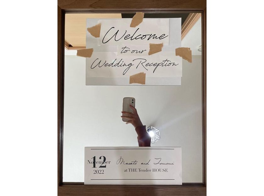 Since it's easy for guests to take photos, it seems best to leave the center clear for the welcome mirror.♩にて紹介している画像