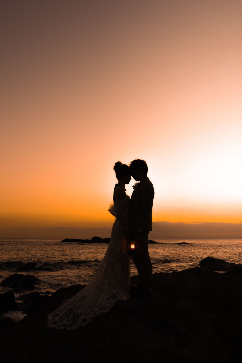【超过180张图片】神奈川县三崎半岛「城ヶ岛」前拍婚纱照大全にて紹介している画像