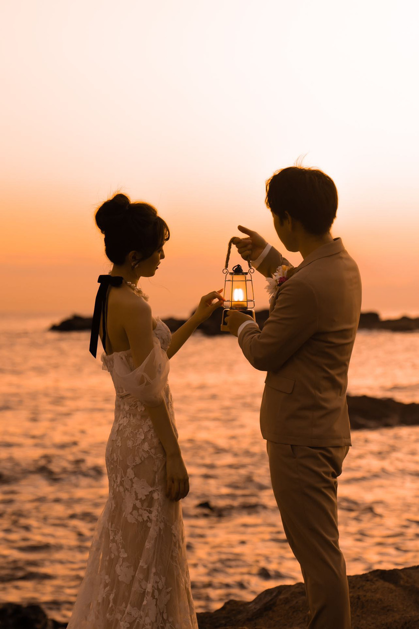 【超过180张图片】神奈川县三崎半岛「城ヶ岛」前拍婚纱照大全にて紹介している画像