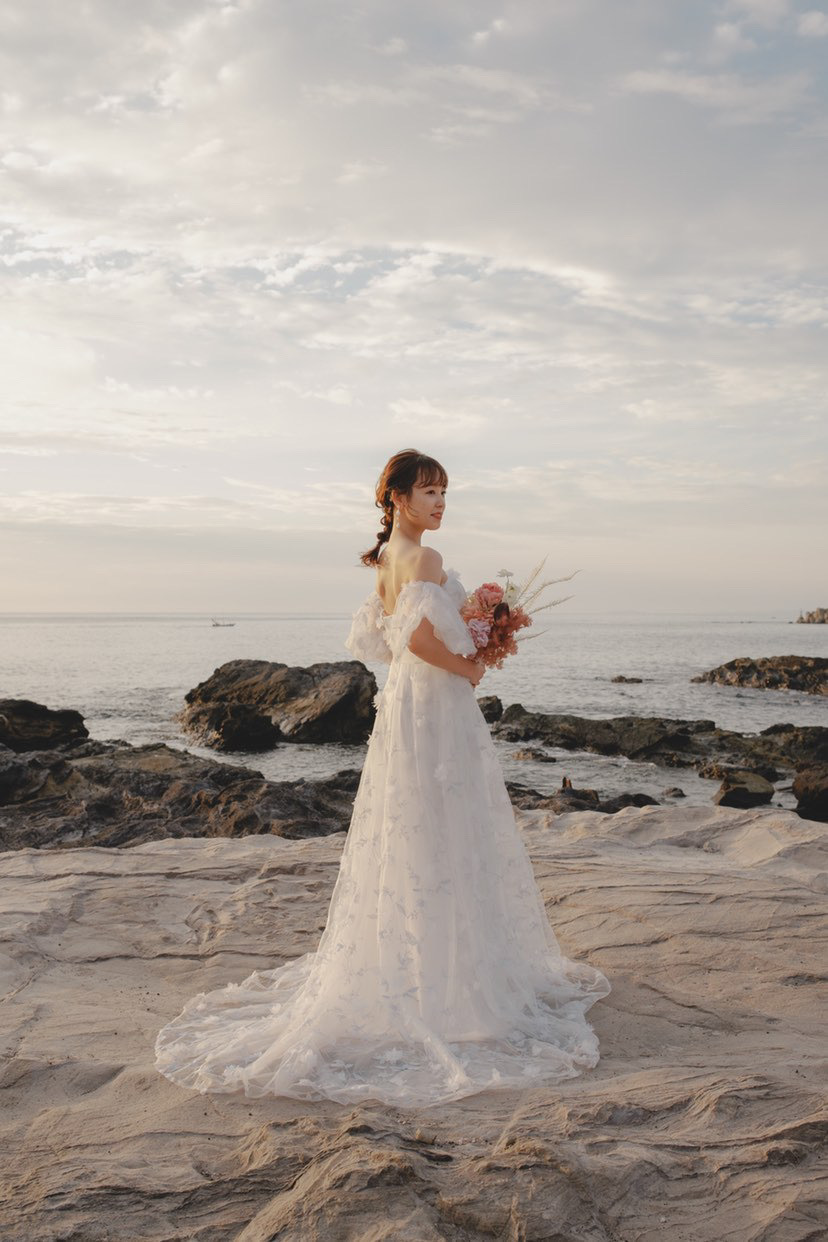 【超过180张图片】神奈川县三崎半岛「城ヶ岛」前拍婚纱照大全にて紹介している画像