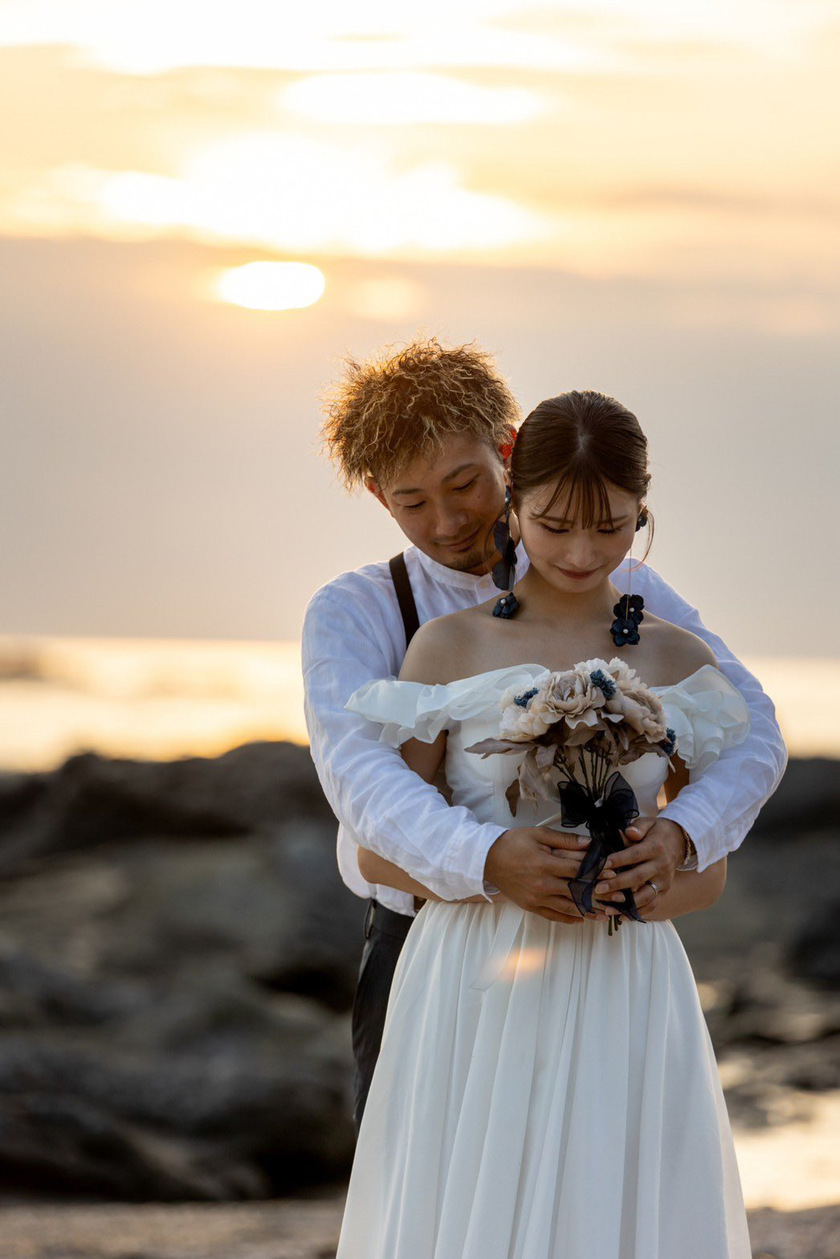 【超过180张图片】神奈川县三崎半岛「城ヶ岛」前拍婚纱照大全にて紹介している画像