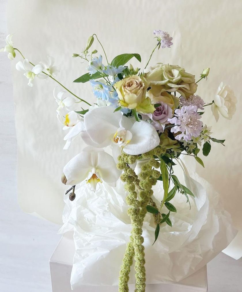 It looks like a fluffy string and has a bohemian vibe. [Amaranthus] serves as an accent for wedding bouquets.にて紹介している画像