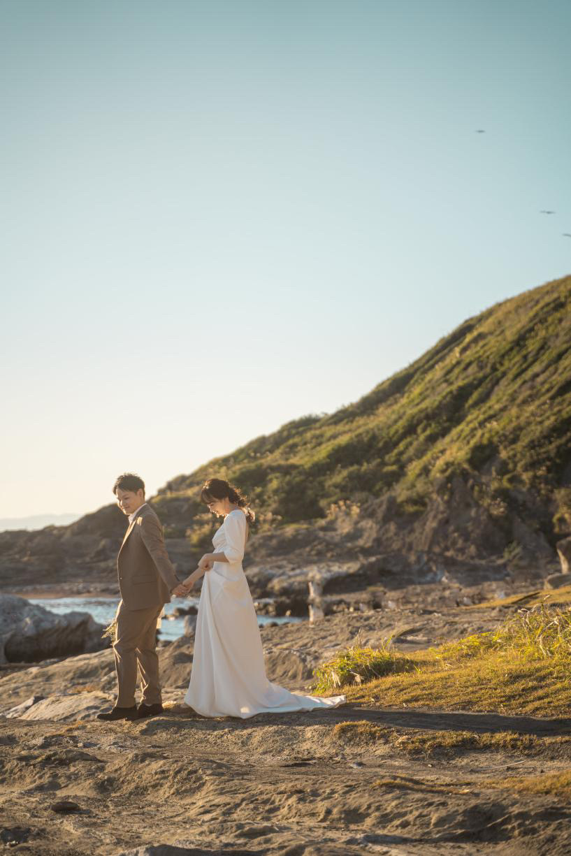 【超过180张图片】神奈川县三崎半岛「城ヶ岛」前拍婚纱照大全にて紹介している画像