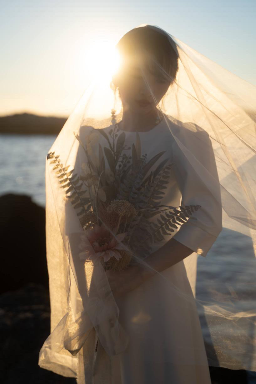 【超过180张图片】神奈川县三崎半岛「城ヶ岛」前拍婚纱照大全にて紹介している画像