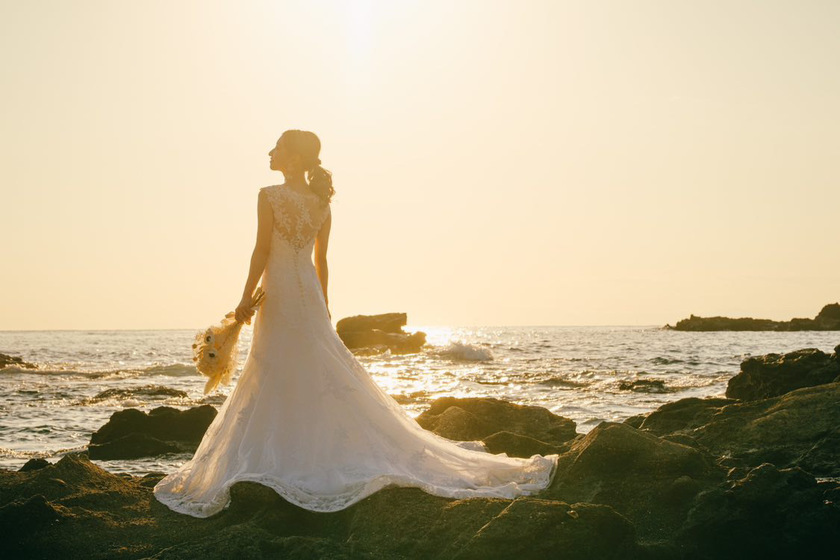 【超过180张图片】神奈川县三崎半岛「城ヶ岛」前拍婚纱照大全にて紹介している画像