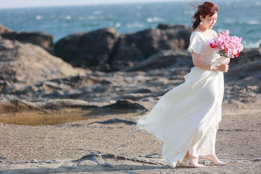 【超过180张图片】神奈川县三崎半岛「城ヶ岛」前拍婚纱照大全にて紹介している画像