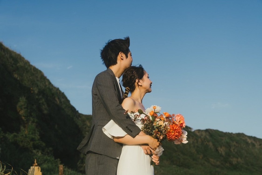 【超过180张图片】神奈川县三崎半岛「城ヶ岛」前拍婚纱照大全にて紹介している画像