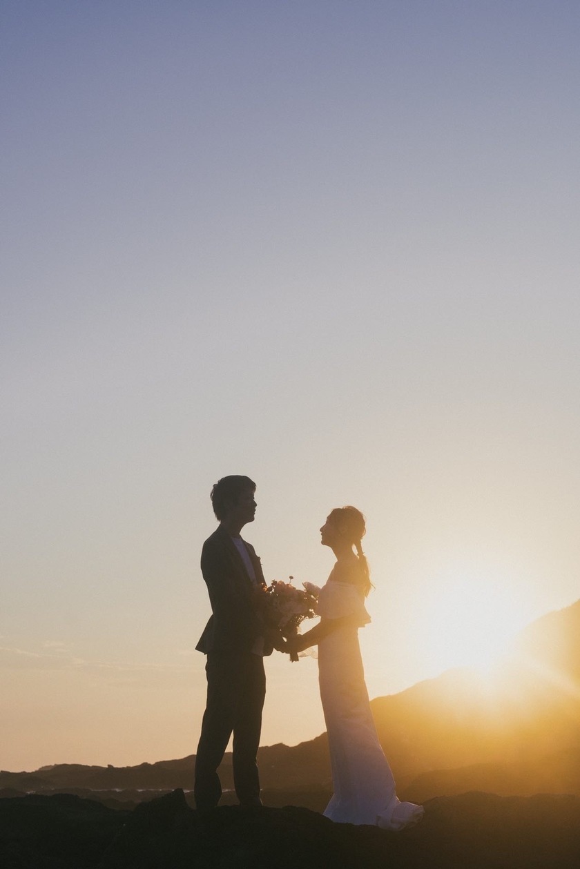 【超过180张图片】神奈川县三崎半岛「城ヶ岛」前拍婚纱照大全にて紹介している画像