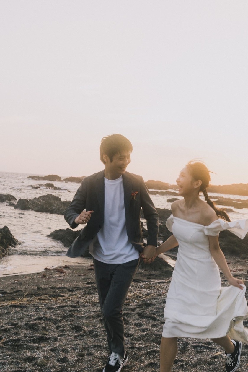 【超过180张图片】神奈川县三崎半岛「城ヶ岛」前拍婚纱照大全にて紹介している画像