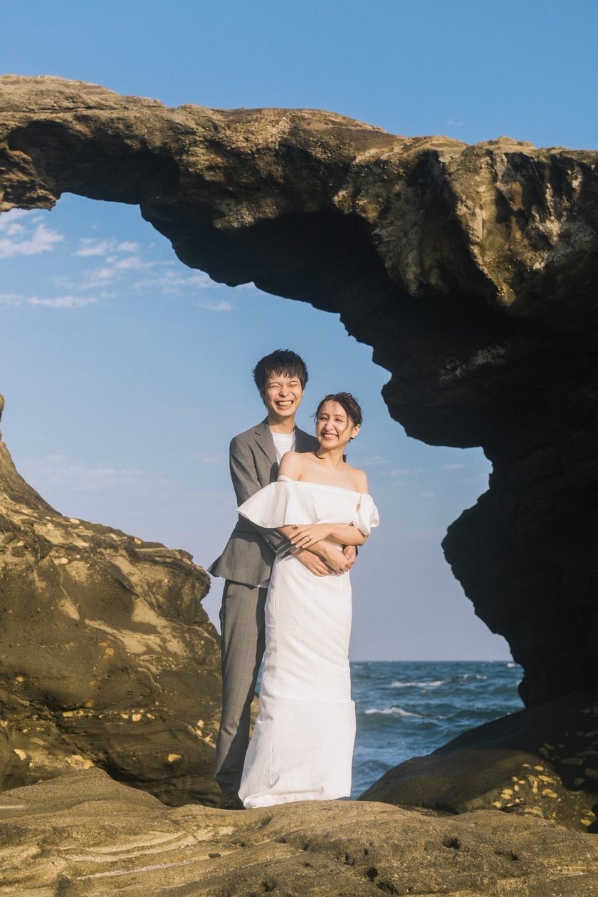 【超过180张图片】神奈川县三崎半岛「城ヶ岛」前拍婚纱照大全にて紹介している画像
