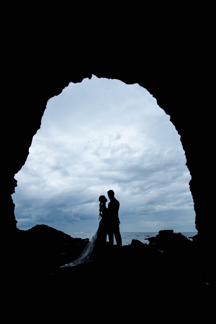 【超过180张图片】神奈川县三崎半岛「城ヶ岛」前拍婚纱照大全にて紹介している画像